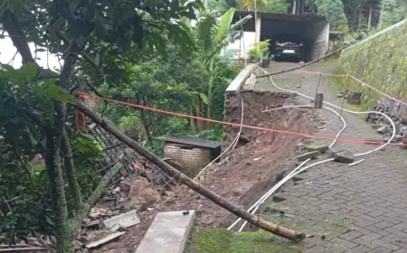 Hujan Deras Picu Longsor di Mojokerto, Satu Rumah Hancur Tertimbun