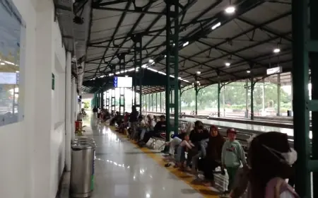 Arus Kedatangan Lebih Tinggi, Penumpang Padati Stasiun Wilayah Daop 7 Madiun Selama Libur Nataru