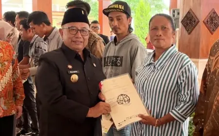 3.132 Sertifikat Tanah PPTPKH Diserahkan, Bupati Blitar Tekankan Manfaat Produktif