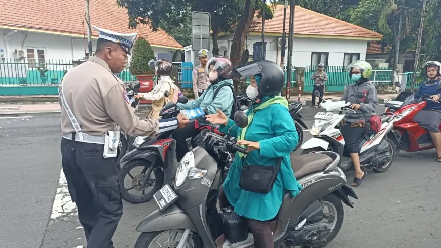Selama Operasi Zebra 2025, Satlantas Polresta Blitar Tindak 8.243 Pelanggar