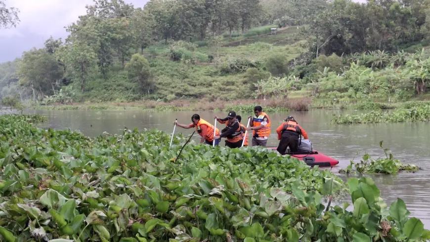 Pencarian Bocah Tenggelam di Sungai Bodeng Tulungagung Belum Membuahkan Hasil, Operasi Dilanjutkan Besok