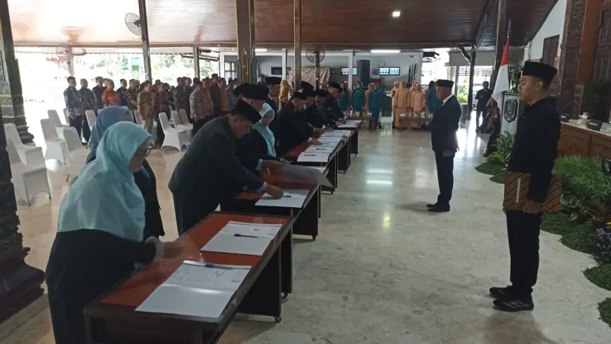 Bupati Gatut Sunu Lantik 15 Pejabat Eselon II, Sekda Tulungagung Dimutasi Jadi Kepala Disnakertrans