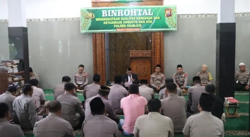 Tingkatkan Integritas dan Pelayanan, Polres Nganjuk Gelar Pembinaan Rohani dan Mental