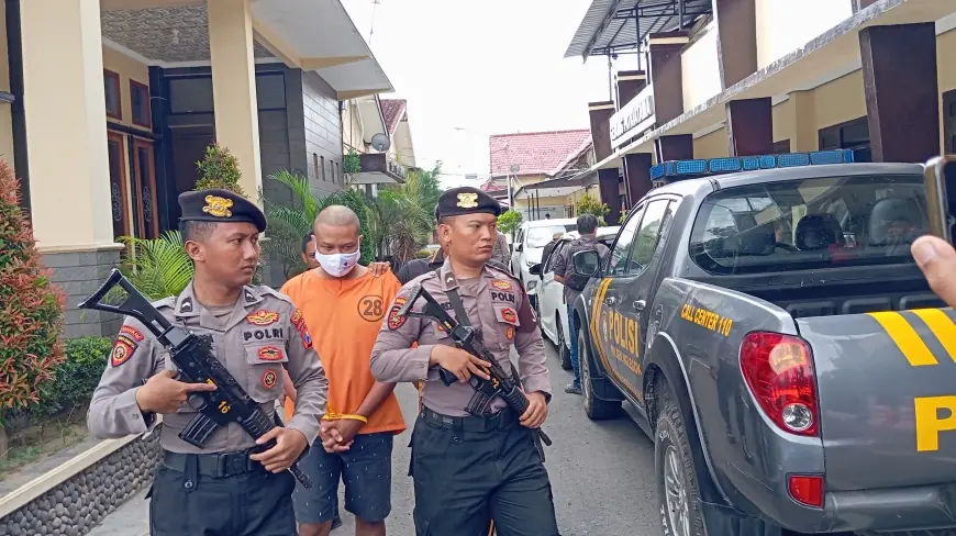 Batik Kerja Membongkar Rahasia, Pencuri Emas 44,22 Gram di Nglegok Blitar Ternyata PHL Rumah Sakit Daerah