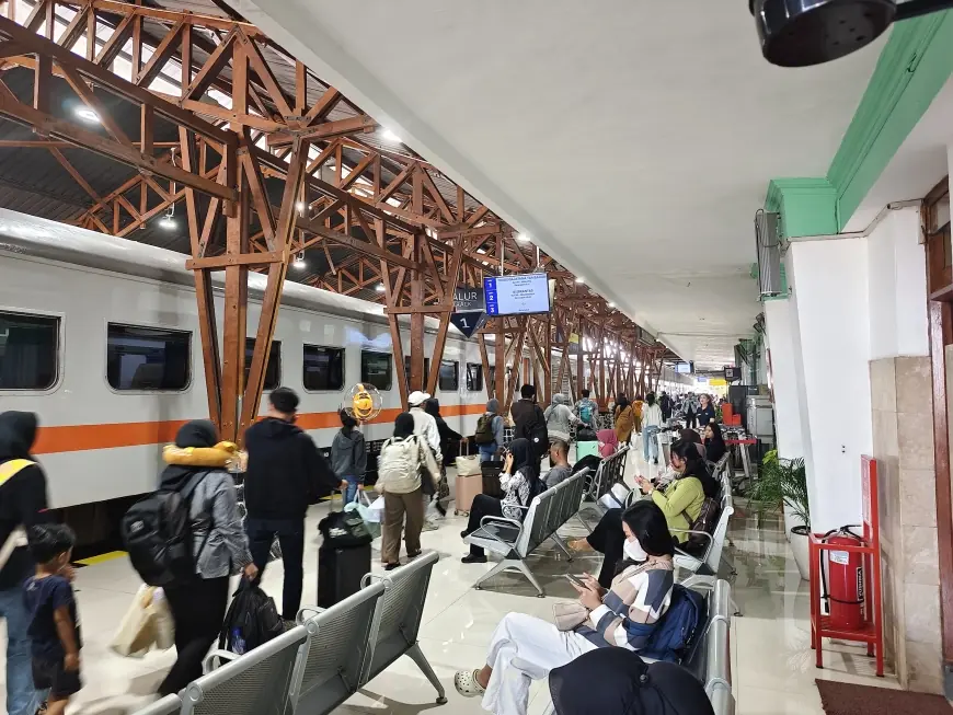 Akomodir Lonjakan Penumpang saat Nataru, KAI Daop 7 Madiun Tambah Satu Rangkaian KA Brantas