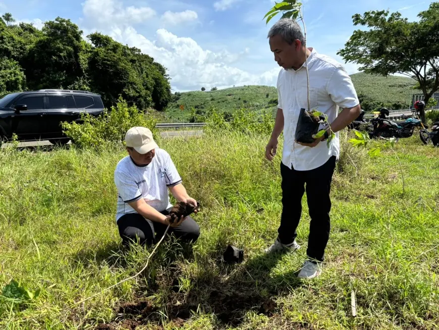 Gerakan Tanam Pohon untuk Wisata Berkelanjutan, JLS Serang-Tambakrejo Dihijaukan 3.000 Pohon