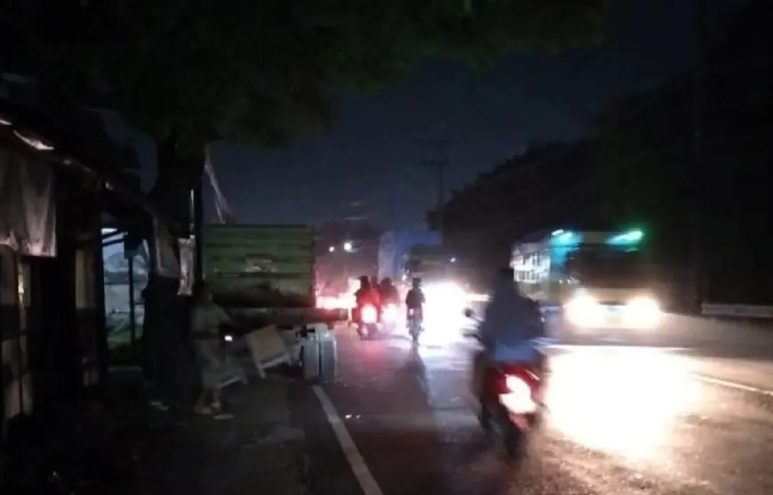 Gegara Infrastuktur Jalan di Gresik Minim Penerangan, Satu Nyawa Melayang