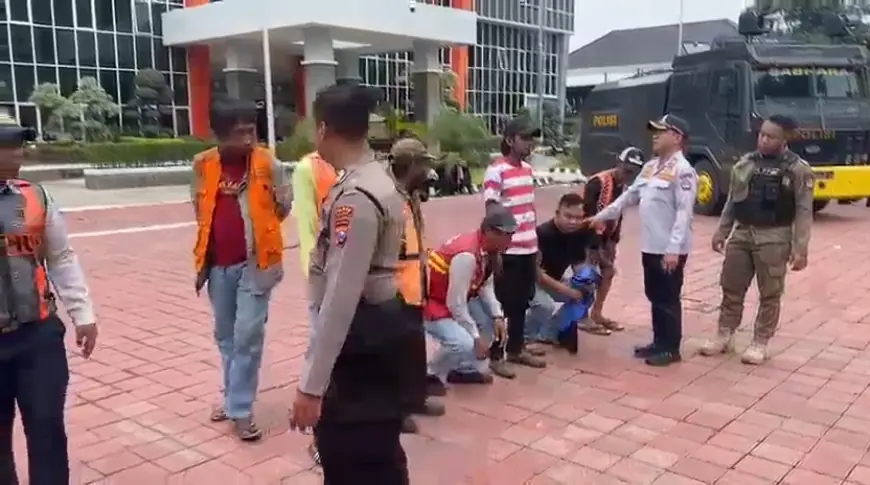 Dishub dan Polres Gresik Razia Jukir Liar, 7 Orang Diamankan