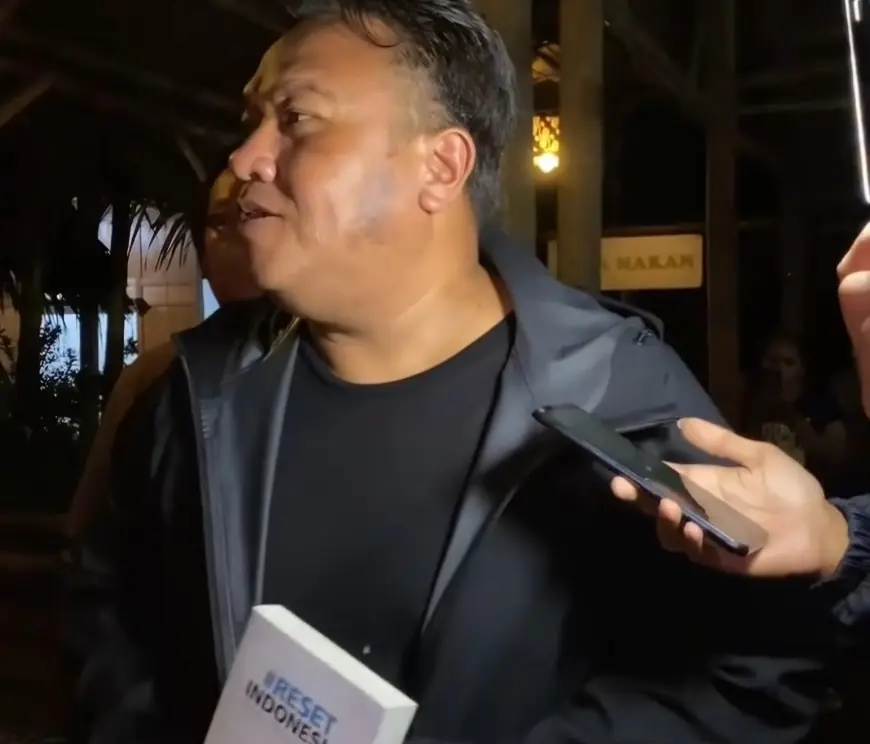 Diskusi Buku 'Reset Indonesia' di Madiun Dibubarkan Aparat, Dandhy Laksono: Bukti Indonesia Harus Direset!