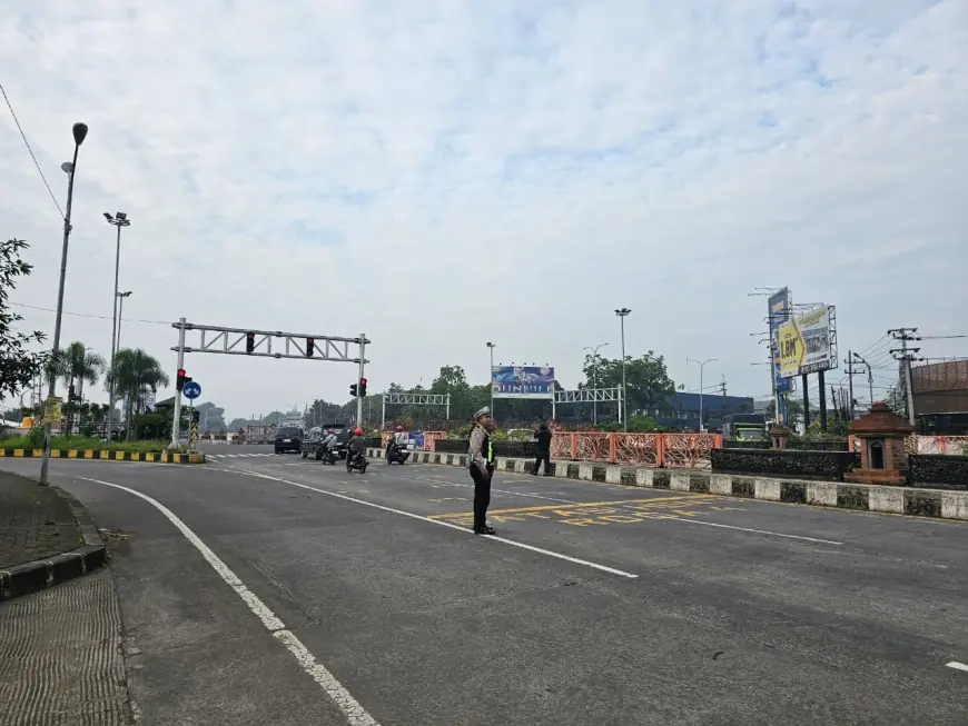Lonjakan Kendaraan Masuk Malang, Polisi Perkuat Layanan Pengamanan Terpadu