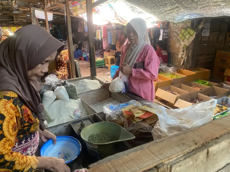Dekat dengan Pasar Tradisional, Pasar Murah Pemprov Jatim di Bojonegoro Diprotes Pedagang
