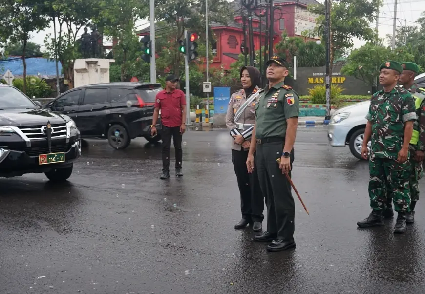 Jamin Keamanan Nataru, Dandim 0814 Jombang Sidak Kesiapan Personel di Lapangan
