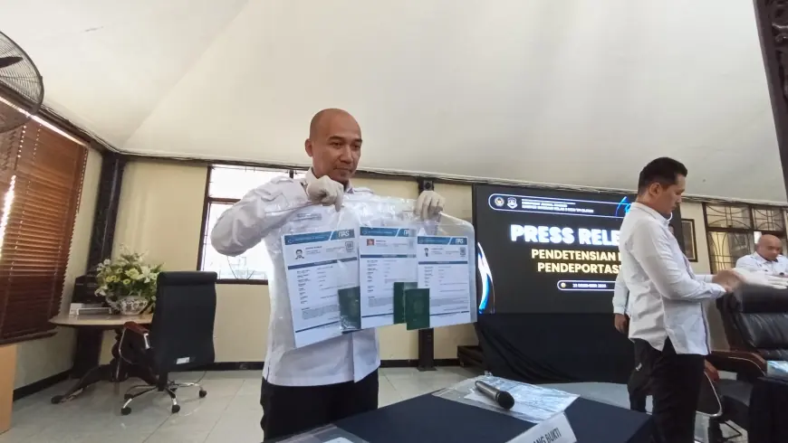 Mengaku Bawa Investasi, Tiga WNA Pakistan Berakhir Dideportasi Imigrasi Blitar