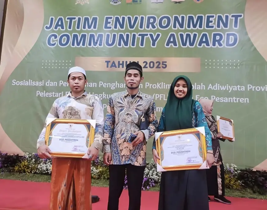 Edukasi Santri Kelola Sampah, Pesantren Ra’iyatul Husnan Bondowoso Raih Penghargaan Eco Pesantren