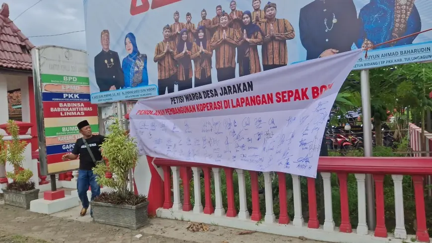 Rencana Pembangunan Gerai KDMP di Lapangan Desa Jarakan Tulungagung Diprotes Warga