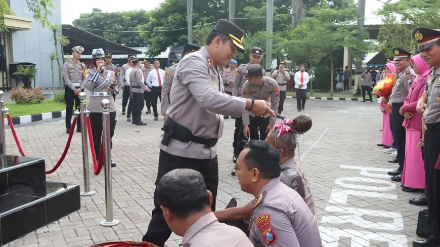 Akhir Tahun 2025, 117 Personel Polres Nganjuk Naik Pangkat
