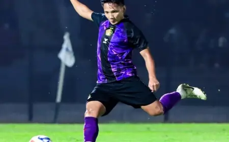 Tandukan Firli di Injury Time Selamatkan Persik Kediri dari Kekalahan di Kandang