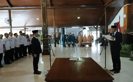 Soeroto Dilantik sebagai Penjabat Sekda Tulungagung, Bupati: Jabatan Tidak Bisa Dibeli