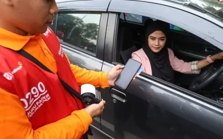 Pemkot Surabaya Perketat Implementasi Parkir Non-Tunai, Jukir Intimidatif Bisa Dilaporkan