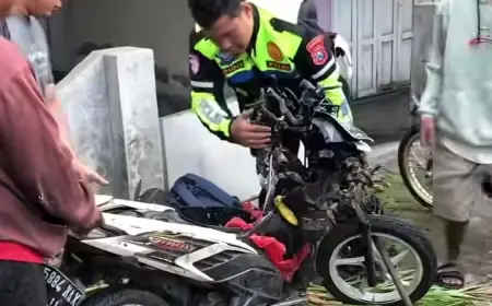 Truk Muatan Cabai di Mojokerto Hantam Pemotor hingga Tewas