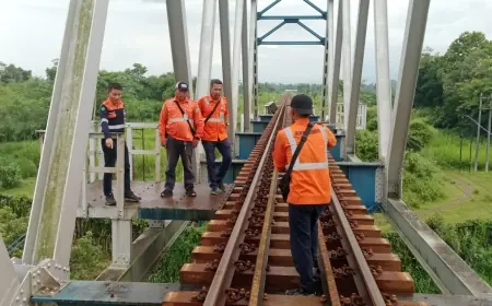 Pasca Pencurian Baut Penambat Rel, KAI Daop 7 Madiun Sisir Jalur Blitar-Rejotangan