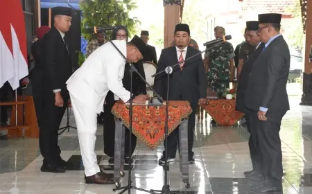 Bupati Situbondo Lantik Puluhan Pejabat Eselon II untuk Optimalkan Kinerja Birokrasi