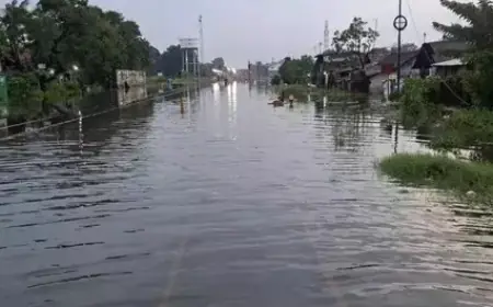 Jalur Pantura Terendam Banjir, Kedatangan Kereta Api di Surabaya dan Malang Terlambat 5 Jam