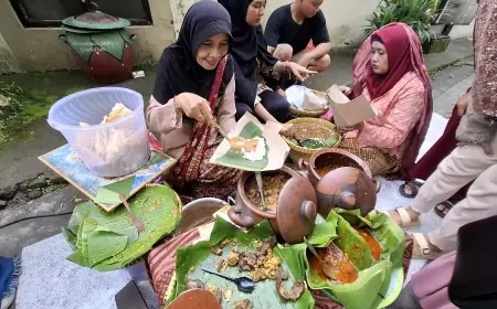 Pasar Panganan Giri Biyen: Upaya Warga  Menghidupkan Kuliner  Gresik yang Nyaris Punah
