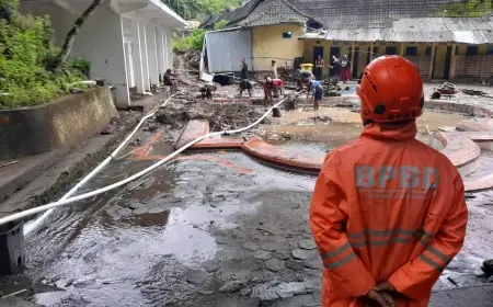 Drainase Jebol, Banjir Bandang Terjang Kawasan Wisata Dewi Sri Malang
