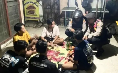 Niat Cari Kehangatan di Angkringan, 9 Pemuda di Mojokerto Malah Diciduk Polisi