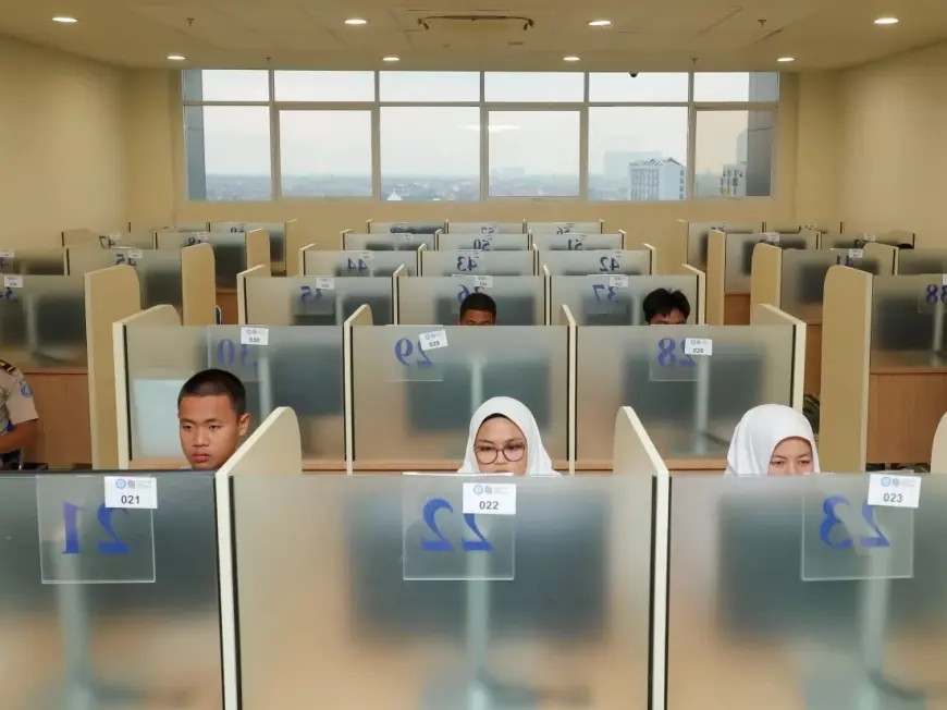 Nilai TKA Anjlok, Akademisi UNAIR Soroti Krisis Makna Belajar hingga Distraksi Digital