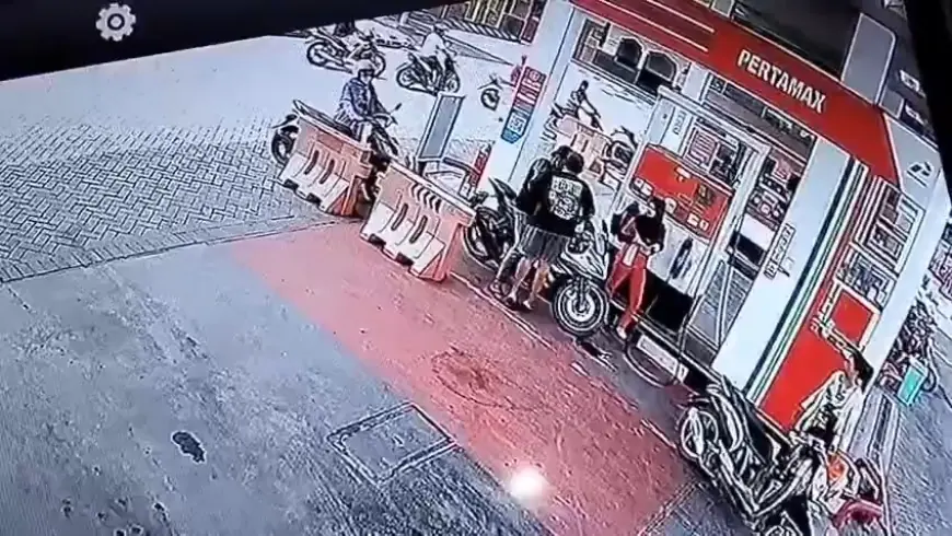 Viral Pria di Gresik Dianiaya saat Antre SPBU, Polisi Buru Pelaku