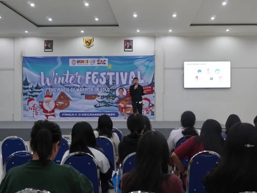 Tak Perlu ke Eropa, Mahasiswa UKWMS Belajar Budaya Musim Dingin Lewat Festival