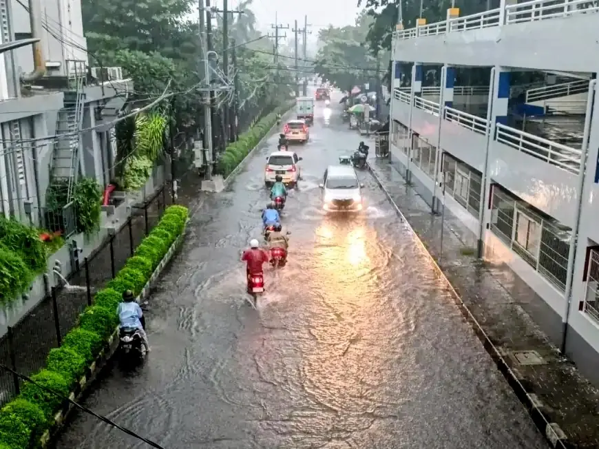 Cuaca Ekstrem Awal Tahun 2026, Surabaya Diterpa Bencana Hidrometeorologi
