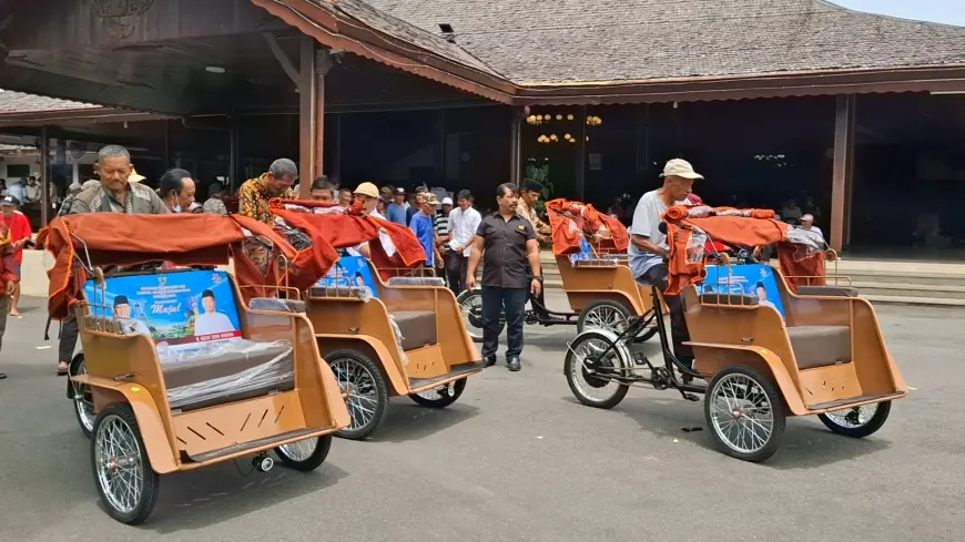 Ratusan Tukang Becak di Tulungagung Antusias Jajal Becak Listrik dari Prabowo, Pemkab Akan Siapkan Tempat Pengecasan Gratis