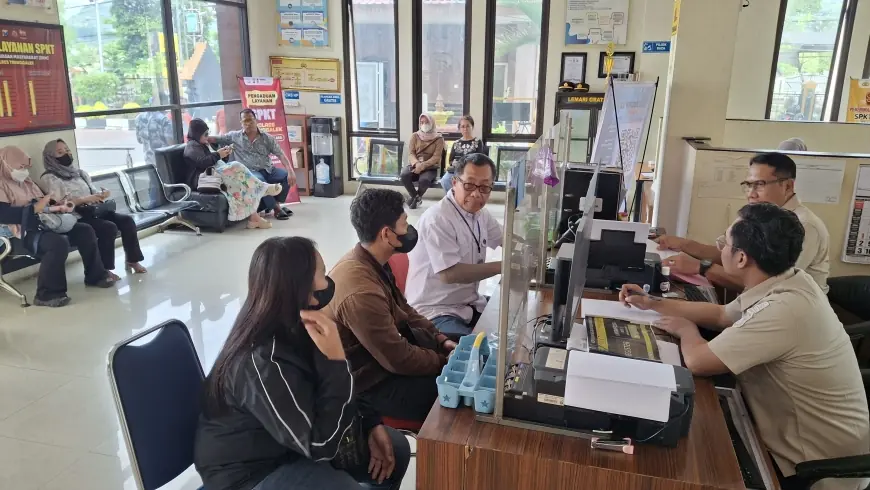 Arisan 'Get Menurun' Diduga Bermasalah, Emak-emak di Trenggalek Lapor Polisi, Kerugian Capai Rp1,5 Miliar