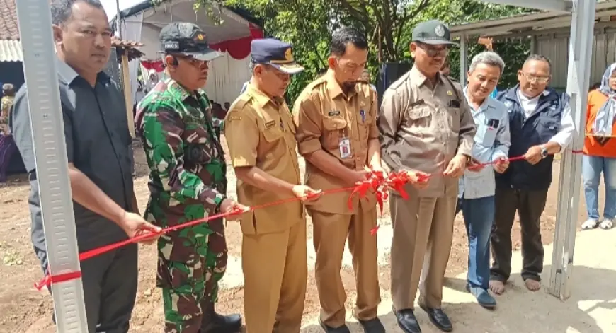 Dukung MBG, Pemkab Nganjuk Tebar 60 Ribu Bibit Lele di Ngronggot