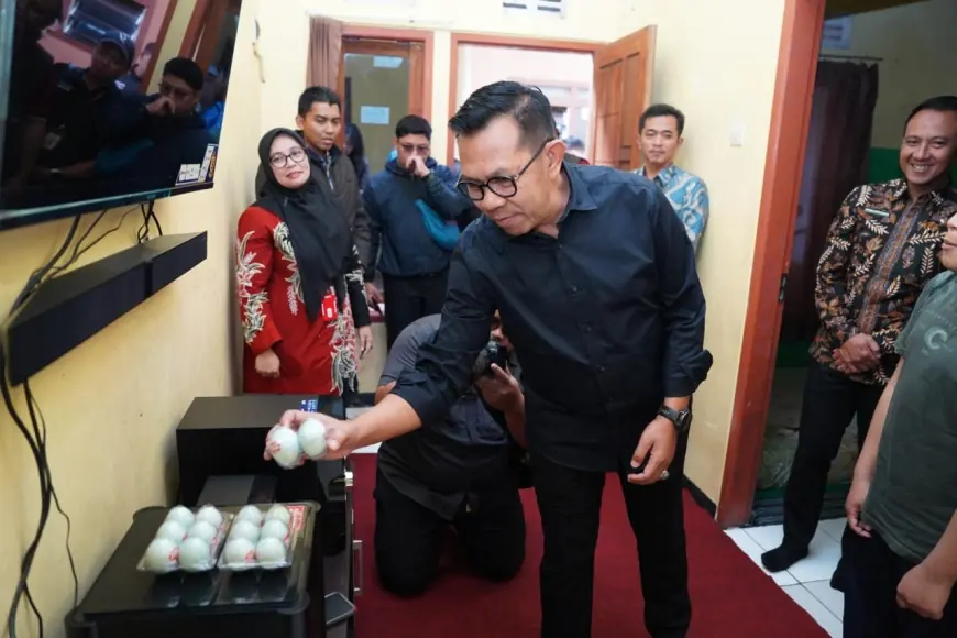 Produksi Masih Terbatas, Pemkot Batu Siapkan Pendampingan Terpadu untuk UMKM Telur Asin Pesanggrahan