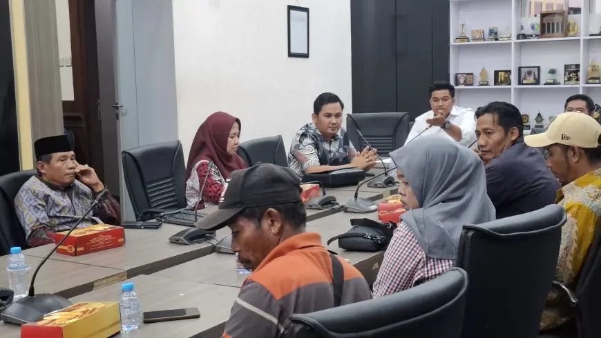 Lahannya Diklaim PT BIP, Warga Gresik Mengadu ke Kantor DPRD