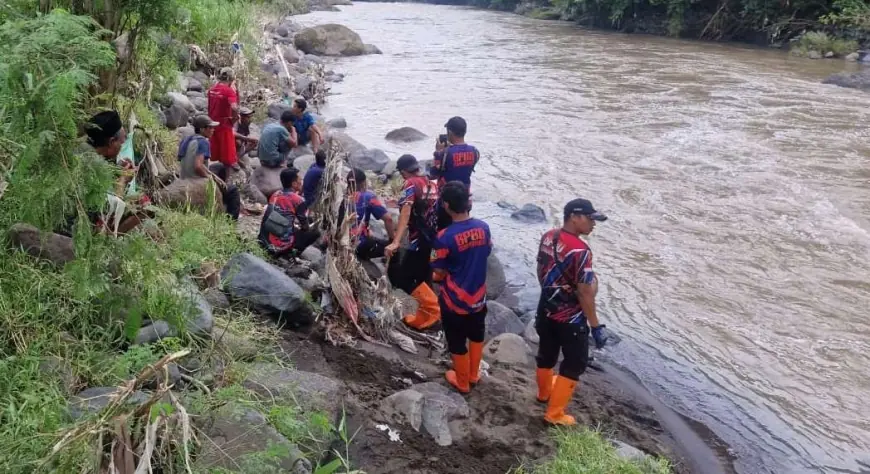 Petani Asal Madura Diduga Hanyut di Sungai Sampean Bondowoso