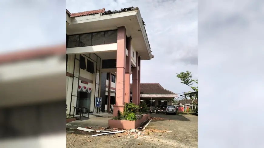 Gempa M 5,7 Guncang Tulungagung dan Trenggalek, Dua Pegawai Kecamatan Dongko Tertimpa Genteng