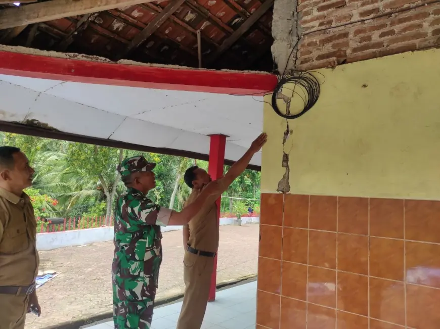 Dua Sekolah di Panggul Trenggalek Rusak Terdampak Gempa Pacitan