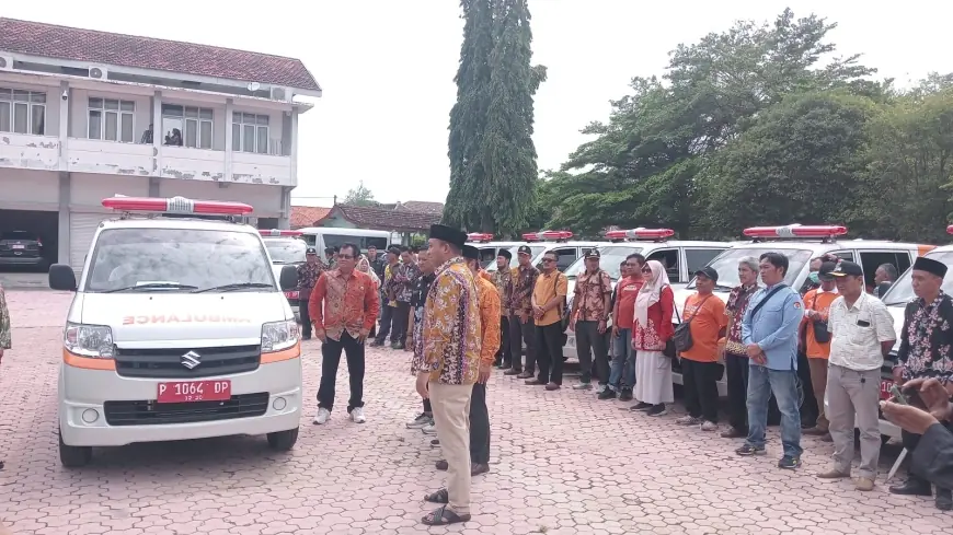 Keluhan Warga Situbondo Soal Akses Kesehatan Terjawab, Bupati Distribusikan 38 Ambulans Desa