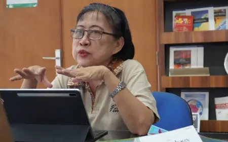Ekonomi Dunia Tak Normal, Pakar UK Petra Sebut Emas Jadi Cermin Kecemasan Global