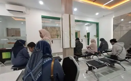 Harga Emas Melonjak, Tren Gadai di Gresik Meningkat Jelang Ramadan