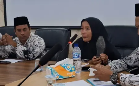 Gaji Rp300 Ribu Sebulan untuk Bertahan: Lirih Suara Guru PPPK Tulungagung