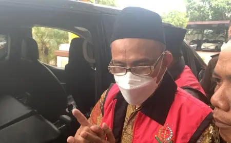 Kejari Gresik Tetapkan 3 Tersangka Kasus Korupsi Dana Hibah Ponpes di Gresik