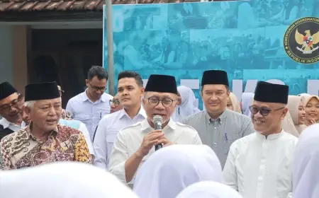 Menteri Zulhas Kunjungi Pondok Pesantren di Malang, Ini Pesannya