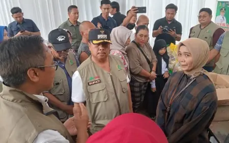 Bupati Jombang dan Bapanas Sidak Pasar Pon, Temukan Kenaikan Harga Cabai dan Telur