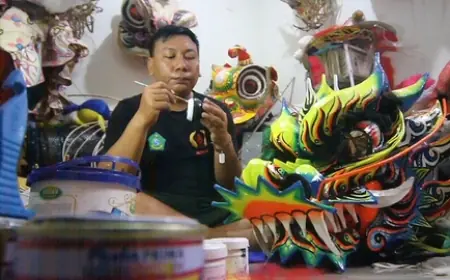 Jelang Imlek 2577, Pesanan Barongsai dan Naga di Sidoarjo Meningkat